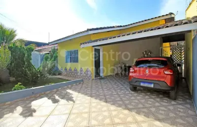 Casa à venda com 3 quartos em peruíbe, no bairro estancia sao jose