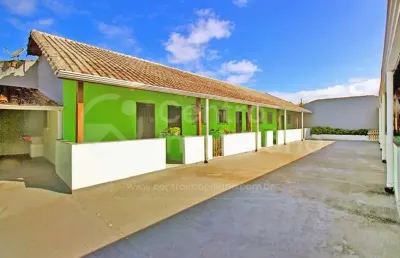 Casa à venda com 8 quartos em peruíbe, no bairro estancia sao jose