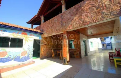 Casa à venda com 3 quartos em peruíbe, no bairro centro