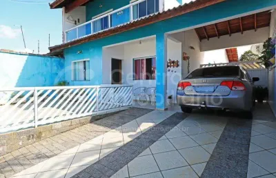 Casa à venda com 4 quartos em peruíbe, no bairro centro