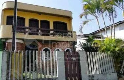 Casa à venda com 3 quartos em peruíbe, no bairro balneario sambura