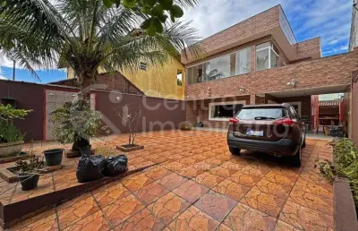Casa à venda com 7 quartos em peruíbe, no bairro belmira novaes