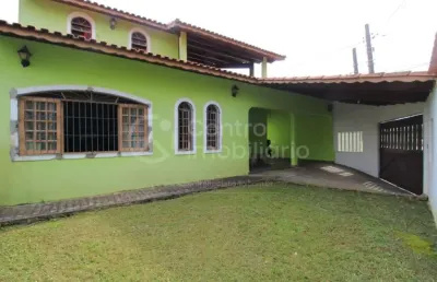Casa à venda com 5 quartos em peruíbe, no bairro belmira novaes