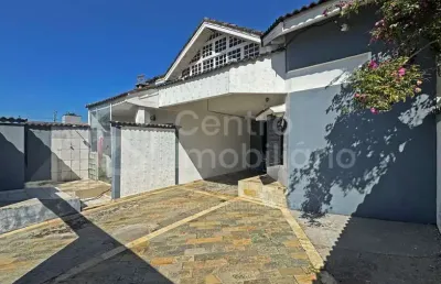Casa à venda com 4 quartos em peruíbe, no bairro parque balneario oasis