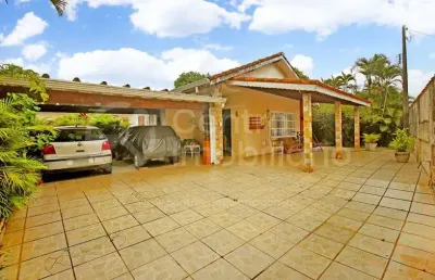 Casa à venda com 4 quartos em peruíbe, no bairro centro