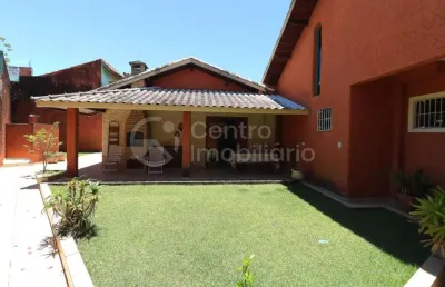 Casa à venda com 4 quartos em peruíbe, no bairro centro