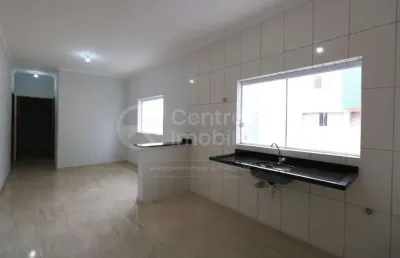 Apartamento à venda com 2 quartos em peruíbe, no bairro centro