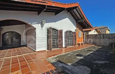 Casa à venda com 3 quartos em peruíbe, no bairro parque turistico