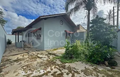 Casa à venda com 3 quartos em peruíbe, no bairro belmira novaes