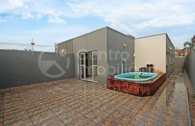 Casa à venda com piscina e 2 quartos em peruíbe, no bairro jd caraminguava