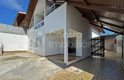 Casa à venda com 4 quartos em peruíbe, no bairro estancia sao jose