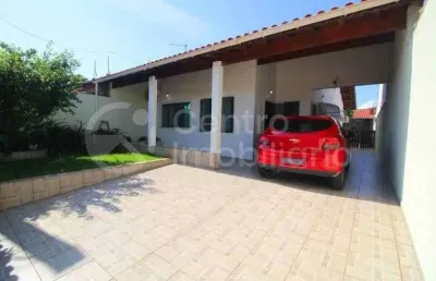 Casa à venda com 4 quartos em peruíbe, no bairro maria h novaes