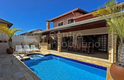 Casa à venda com piscina e 4 quartos em peruíbe, no bairro bougainvillee iii
