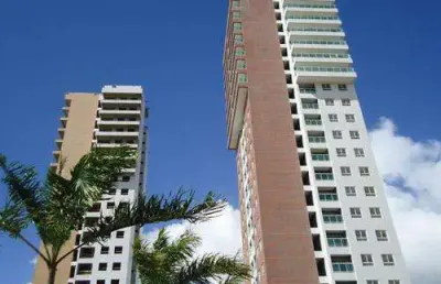 Apartamento com 2 quartos sendo 1 suíte com 55 m² no paradise village.