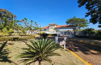 Sobrado a venda no condomínio topazio. bairro condomínio topazio.