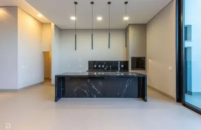 Casa em condomínio fechado com 4 quartos à venda no Jardim Sul, Uberlândia 