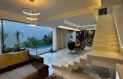Casa com 3 quartos à venda em Laranjeiras, Uberlândia 