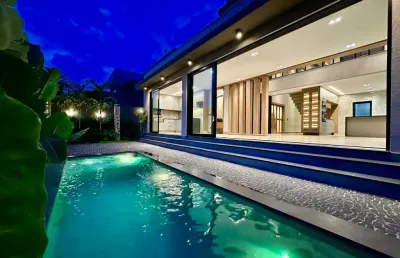 Linda casa térrea, 03 suítes, com mesanino, disponível para venda na vila do golf - ribeirão preto