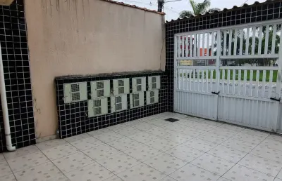 Casa á venda com  quintal privativo! excelente localização!