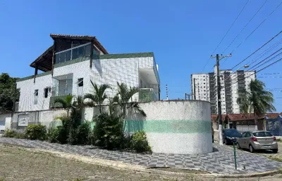 Linda casa/sobrado individual a venda em praia grande!oportunidade