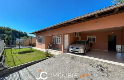 Casa com 4 dormitórios à venda, 226 m² por r$ 850.000,00 - escola agrícola - blumenau/sc