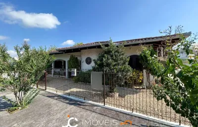 Casa com 4 dormitórios à venda, 289 m² por r$ 875.000,00 - itoupava norte - blumenau/sc
