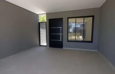 Casa térrea com 3 dormitórios em bairro na cidade de indaiatuba.