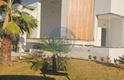 Casa térrea com 3 suítes, escritório, piscina e espaço gourmet no condomínio dona maria josé em indaiatuba