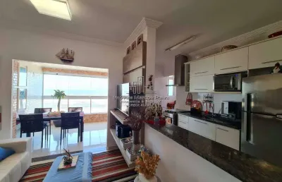 Lindo apartamento frente ao mar em local privilegiado.