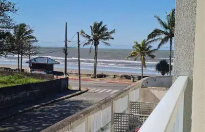 Sobrado com vista para o mar, excelente localização.