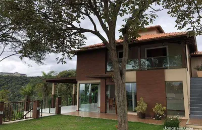 Casa duplex com 6 suítes e vista para pedra do lagarto à venda em domingos martins/es