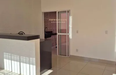 Casa com 2 quartos para alugar no Jardim Ypê, Botucatu 