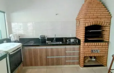 Casa com 4 quartos à venda no Jardim Itamarati, Botucatu 