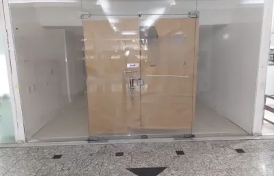 Sala comercial com 1 sala à venda na Rua Gavião Peixoto, Icaraí, Niterói
