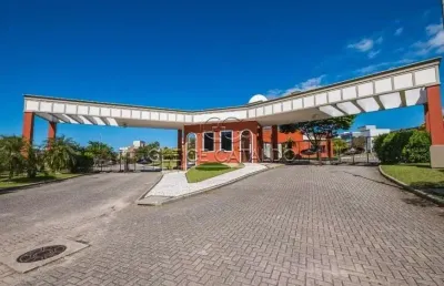 Casa à venda na doutor antônio luiz moura gonzale, 3825, rio tavares, florianópolis por r$ 4.500.000