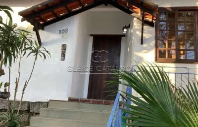 Casa com 5 quartos à venda na rua josé henrique veras, 258, lagoa da conceição, florianópolis por r$ 2.480.000