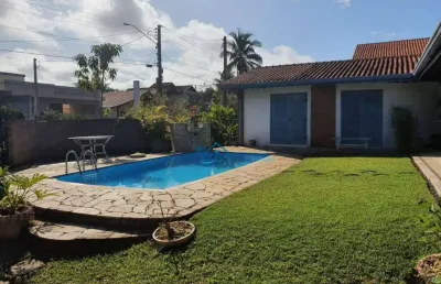 Casa com 4 dormitórios para alugar por r$ 1.500,00/dia - boracéia - bertioga/sp