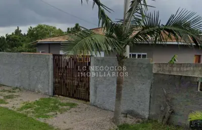 Casa com 5 quartos à venda no Centro, Laguna 