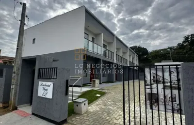 Sobrado à venda no bairro real parque - são josé/sc