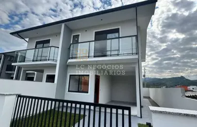 Casa com 3 quartos à venda no Forquilhas, São José 
