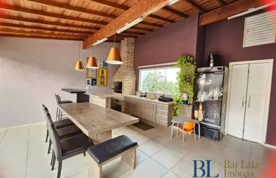 Vende casa sobrado com 238m² 3 dormitórios em mooca!! permuta