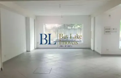 Salão, sobrado com 200m² - para locação no campo belo!!