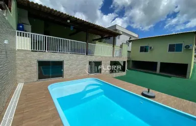 Casa em condomínio fechado, com 120 m², 3 quartos sendo 1 suíte, área gourmet, piscina, salão de jogos, à venda por r$ 680.000 , maricá/rj