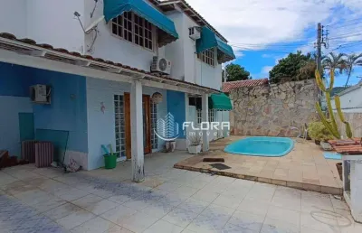 Casa com 3 dormitórios à venda, 230 m² por r$ 700.000,00 - serra grande - niterói/rj