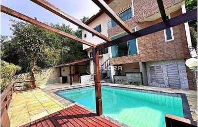 Casa com 4 dormitórios à venda, 218 m² por r$ 2.800.000,00 - camboinhas - niterói/rj
