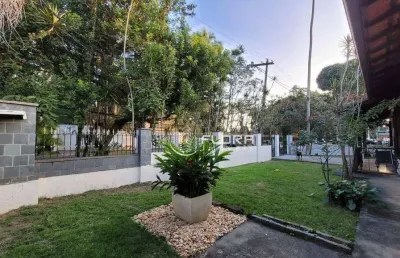 Casa com 3 dormitórios à venda, 143 m² por r$ 900.000,00 - itaipu - niterói/rj