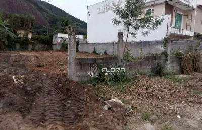 Terreno à venda na Rua Scylla Souza Ribeiro, 79, Itaipu, Niterói