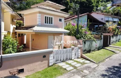 Casa com 3 dormitórios à venda, 150 m² por r$ 880.000,00 - piratininga - niterói/rj