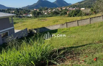 Terreno em condomínio fechado à venda na Avenida Roberto Silveira, 2400, Centro, Maricá
