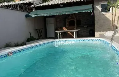 Casa com 2 quartos à venda na Rua Manoel Camilo da Silva, 56, Jardim Atlântico Leste (Itaipuaçu), Maricá